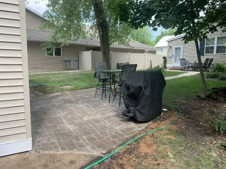 North Shore Loft, close to everything! Отели в г. Клир Лейк