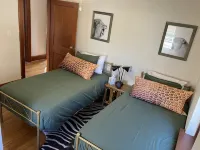 Charming & convenient house in downtown Marshall