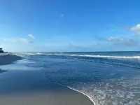 Beach Front 3/3 Located Between Clearwater and St. Pete.  Pool & Spa Are Open.