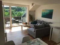 Vacation apartment with lake view and close to the ski slopes