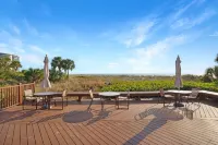 Siesta Dunes 1st Floor Beach Retreat + Bikes