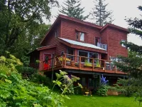 AUGUSTINE SEA WATCH PRIVATE PEACEFUL AND SECLUDEDENJOY this truly Alaskan Home!