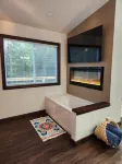 Private hideaway home with the best nature views. Short drive to coastal views - Wifi