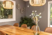 Beautiful riverside yard, hot tub, game room, large dining table! Hotels in Glendale