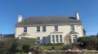 Stunning Clifftop Farmhouse in Bigbury-on-Sea, Hot Tub & Spectacular Sea Views