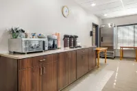 Country Inn & Suites by Radisson, Watertown, SD - Завтрак