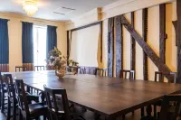 The White Hart - A Heartwood Inn