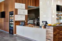 Courtyard Baltimore Downtown/McHenry Row - breakfast