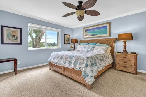 2br Condo on Park with walking access to the beach.