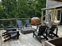 Welcome to Laurel Hill in Beautiful Manchester VT 5 Bedrooms Sleeps 10 EVCharger Hotels in Manchester