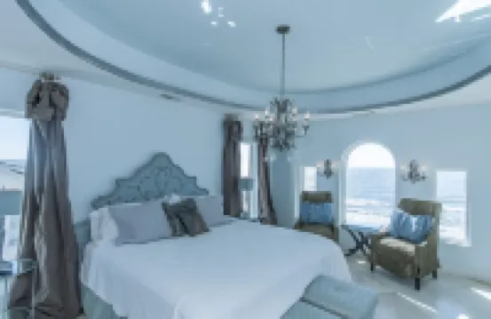 Oceanfront with 4 Oceanfront balconies!!!