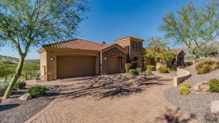 INCREDIBLE, City and Mountain Views!! The best Arizona SUNSET views!