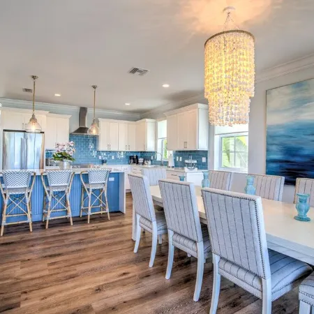 Stunning BRIGHT Direct Waterfront 5/4 Home! Private Pool, Hot Tub & Dock!