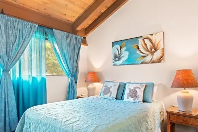 KING SIZE BED, SOLAR HEATED POOLS/SPAS, OCEAN VIEWS Hotels near Tuesdays