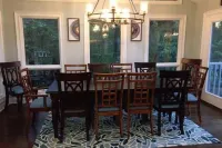 Stunning Views on Lake Lanier! Peaceful and quiet cove.