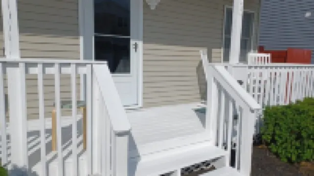 Newly Renovated 3BD/2BTH, 1 BLK to Beach