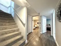 Beachy Getaway Near Newport & Beaches