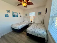 OCEAN FRONT, 4BD 2BA, FENCED YARD,  PET FRIENDLY, DIRECT BEACH ACCESS