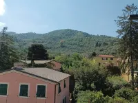 Delightful Penthouse with terrace and garage a stone's throw from the Cinqueterre sea