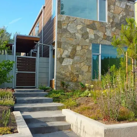 Luxury Modern on Newport- Westside | Walk | Dog friendly