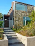 Luxury Modern on Newport- Westside | Walk | Dog friendly