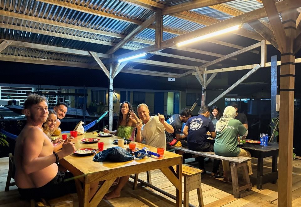 스쿠버 버디 주변 해변