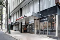 Hampton Inn & Suites Richmond-Downtown Các khách sạn ở Richmond
