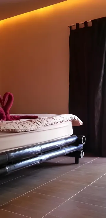 ห้องซูพีเรียร์ เตียงใหญ่ พร้อมระเบียง