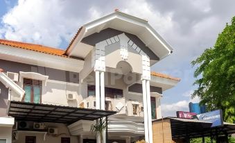 Tjahaja Baroe Syariah Mitra RedDoorz @ Dukuh Kupang