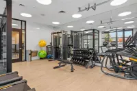 Walk to River Front Park & Convention Center +Free Assigned Parking