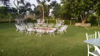 Ellora Heritage Resort Отели в г. Даулатабад