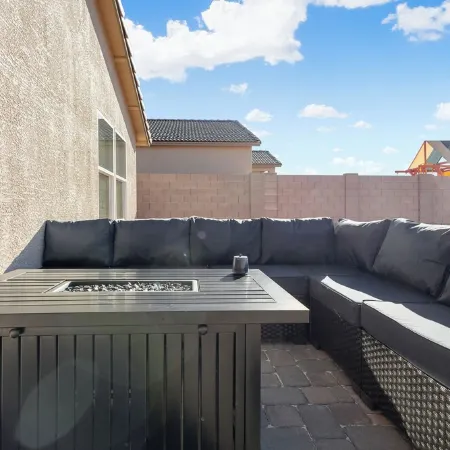 Hilltop Haven 3BD/2BTH in Beautiful Benson, AZ      Pets OK Отели в г. Бенсон