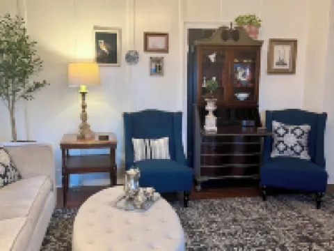 Rivertown Retreat Dufour HouseSleeps 4 Hotels in Ste. Genevieve County