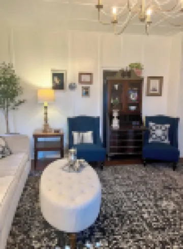 Rivertown Retreat Dufour HouseSleeps 4