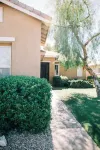 Home in Indio.Newly remodeled.Pet/family friendly.