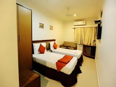Hotel Sitara Paradise Ameerpet فنادق في 