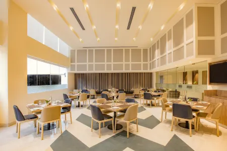 Keys Prima by Lemon Tree Hotels, Pimpri, Pune Отели рядом со станцией Pimpri