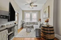 Unique Modern Farmhouse Comfort in the Heart of Richmond VA 리치몬드 호텔