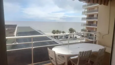 Sea view apartment 80m2