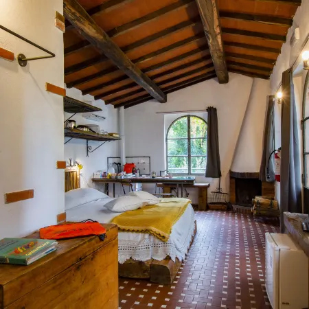 Corsonna Hotels in Barga