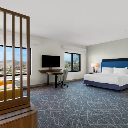 Hampton Inn & Suites by Hilton Corona