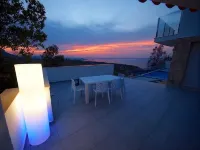 Modern Villa in Prime Location with Fantastic Views and Sunsets