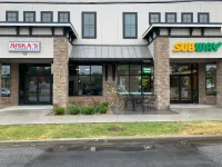 1 BR - 1 1/2 BA - Sleeps 4     925 sq ft