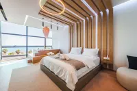 Marina Luxury Suites 101 Jacuzzi Hotels in 