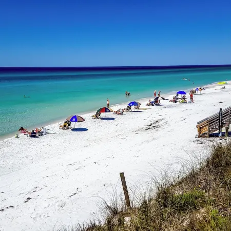 2 Minutes to the Beach; Close to Seaside, Vintage Cottage in Old Seagrove
