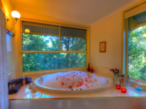 The Falls Montville Hotels in Montville