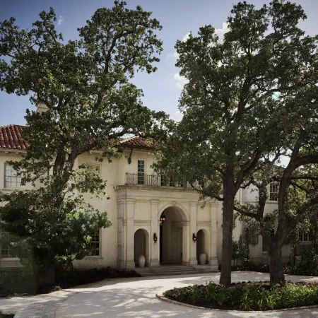 Commodore Perry Estate, Auberge Collection