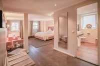 Hotel & Restaurant - Der Engel Hotels in Kappelrodeck