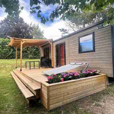 Camping de la Grappe Fleurie Hotel Exterior