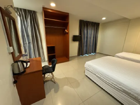 Aeton Hotel Nilai Hotels near Starz Valley Rental, Homestay